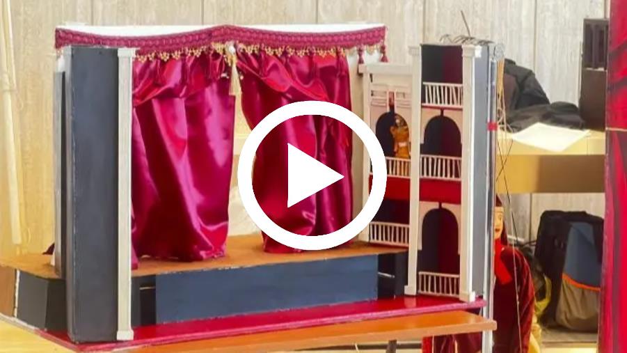 images A Catanzaro “Dal passato al futuro con il cantastorie e i pupi del Sud”