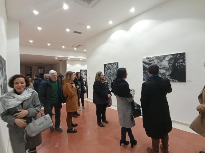 images Catanzaro, conclusa con successo all'ex Stac la personale dell’artista Mario Levato