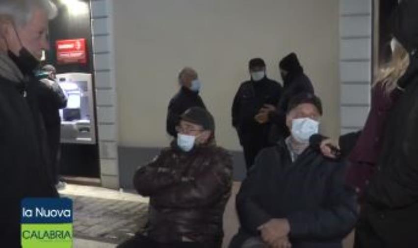 images Crisi di Governo. Ecco cosa ne pensano i cittadini di Catanzaro 