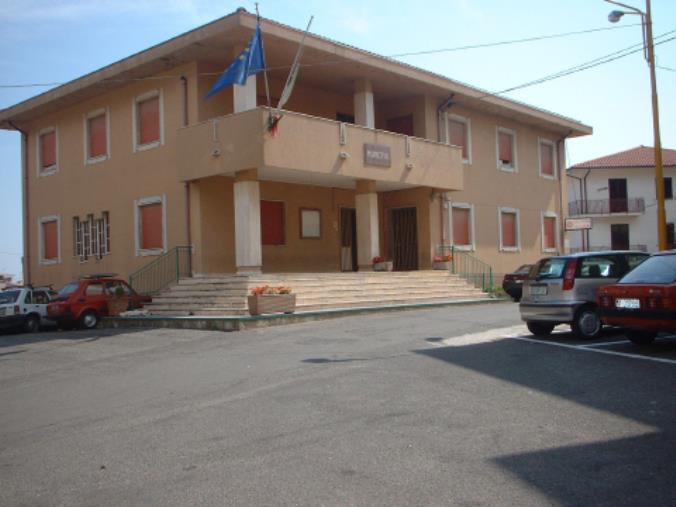 Comunali a Palermiti. Domenico Emanuele conquista la fascia tricolore images Comunali a Palermiti. Domenico Emanuele conquista la fascia tricolore