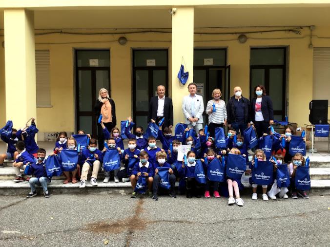 Catanzaro. Il Comprensivo “Pascoli-Aldisio” è Plastic Free: concluso il progetto di Confartigianato Imprese Calabria e Piemonte  images Catanzaro. Il Comprensivo “Pascoli-Aldisio” è Plastic Free: concluso il progetto di Confartigianato Imprese Calabria e Piemonte