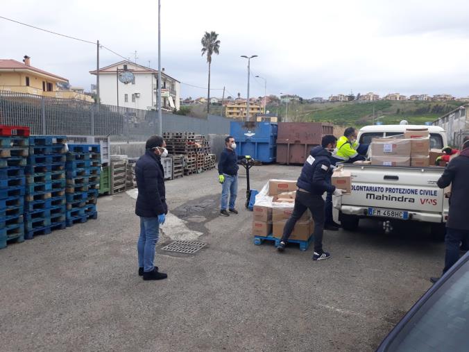 Coronavirus. Alimenti alle famiglie in difficoltà: Abramo ringrazia Cusimano e Mottola di Amato. La Crai dona buoni spesa images Coronavirus. Alimenti alle famiglie in difficoltà: Abramo ringrazia Cusimano e Mottola di Amato. La Crai dona buoni spesa