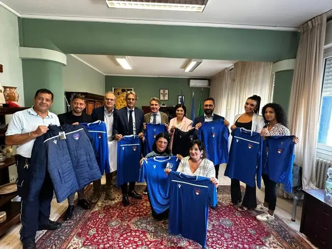 images Sport in carcere, l'impegno di Bosco e Giacobbe per la squadra amatoriale di calcio del Penitenziario di Catanzaro 