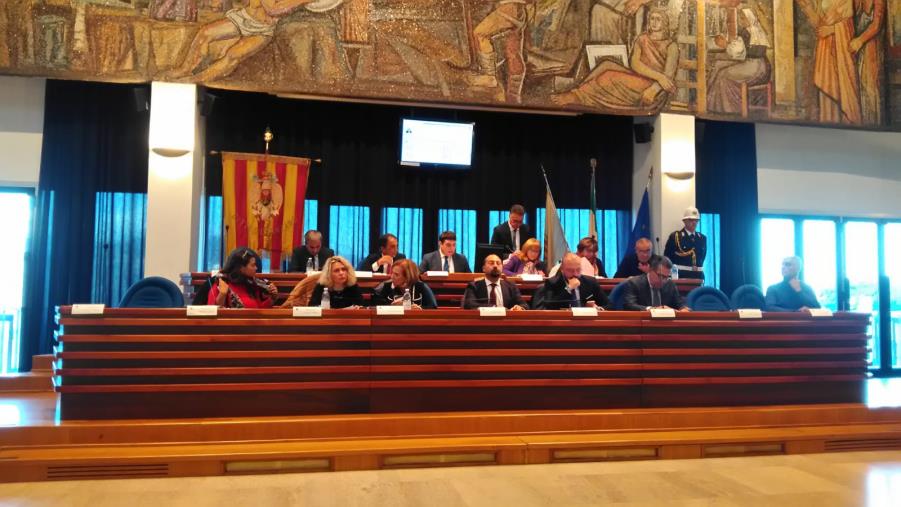 Catanzaro. Il Consiglio comunale approva il bilancio consolidato 
  images Catanzaro. Il Consiglio comunale approva il bilancio consolidato