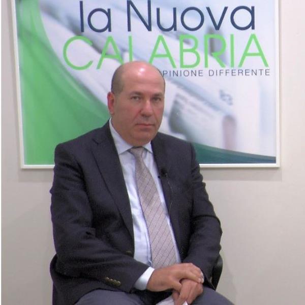 images Consiglio comunale di Catanzaro. Enrico Consolante aderisce al gruppo dell'Udc