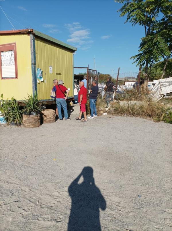 Catanzaro. Cantiere sequestrato nei pressi del Corace: iniziato lo sgombero delle imbarcazioni images Catanzaro. Cantiere sequestrato nei pressi del Corace: iniziato lo sgombero delle imbarcazioni