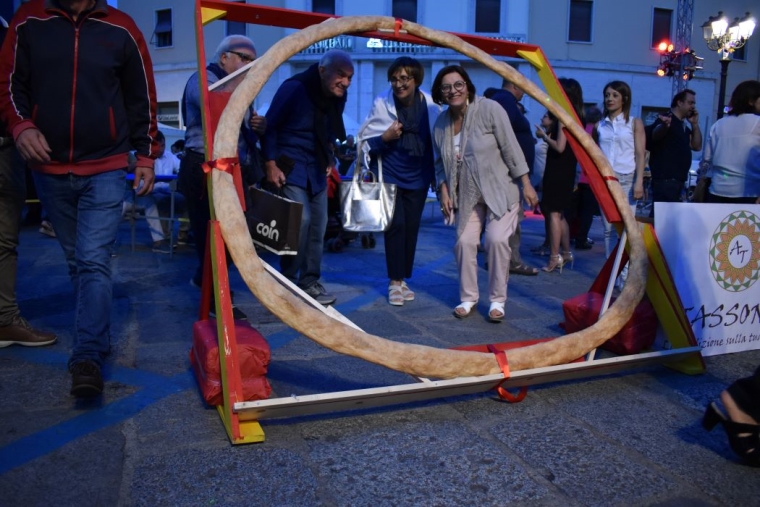 Nissan, l'auto che piace  images Nissan, l'auto che piace