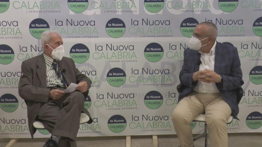 L'incontro. Emicranie: a Catanzaro il Centro specializzato c'è. Intervista al neurologo Francesco Bono images L'incontro. Emicranie: a Catanzaro il Centro specializzato c'è. Intervista al neurologo Francesco Bono