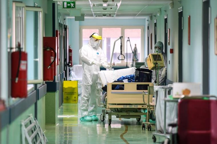 images Coronavirus. Oggi 194 nuovi contagi e molti guariti. Il ministero corregge il dato sui tamponi 