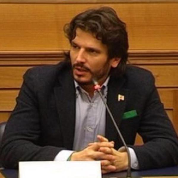 REGIONALI. La Lega risponde a Callipo: "Da lui ipocrisia: ha imbarcato gli artefici dei disastri della Calabria" images REGIONALI. La Lega risponde a Callipo: "Da lui ipocrisia: ha imbarcato gli artefici dei disastri della Calabria"