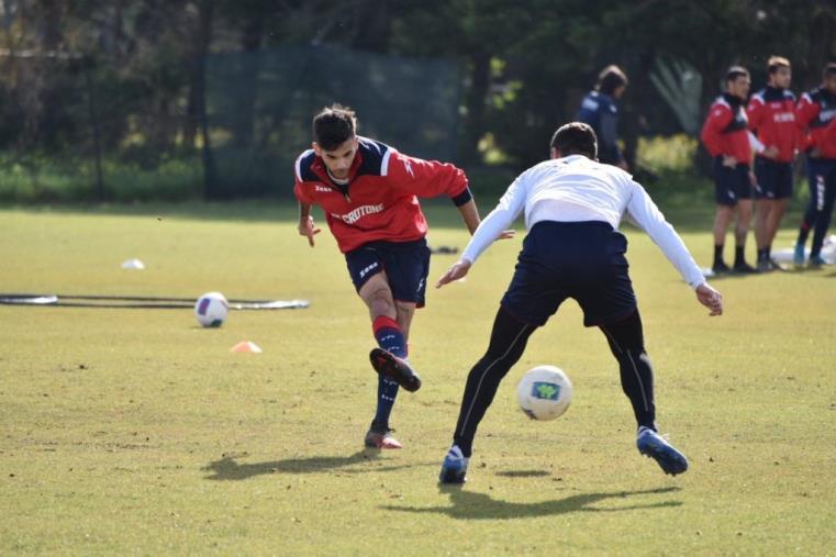 Seconda giornata di lavoro per il Crotone in vista della Cremonese
images Seconda giornata di lavoro per il Crotone in vista della Cremonese