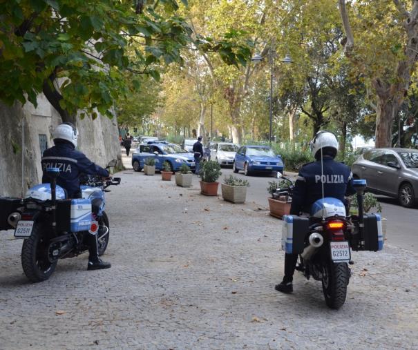 images Crotone, controlli straordinari del territorio: centinaia i soggetti identificati
