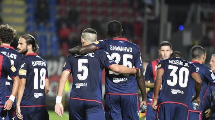 images Calcio violento, aggrediti a bastonate 4 giocatori dell'Fc Crotone 