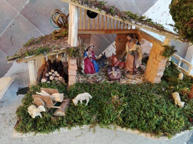Arriva il Natale al Centro Diurno di Montepaone con i presepi solidali fatti dai ragazzi (FOTO) images Arriva il Natale al Centro Diurno di Montepaone con i presepi solidali fatti dai ragazzi (FOTO)