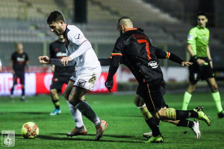 images Palermo e Catanzaro in campo alle 12.30: formazioni ufficiali