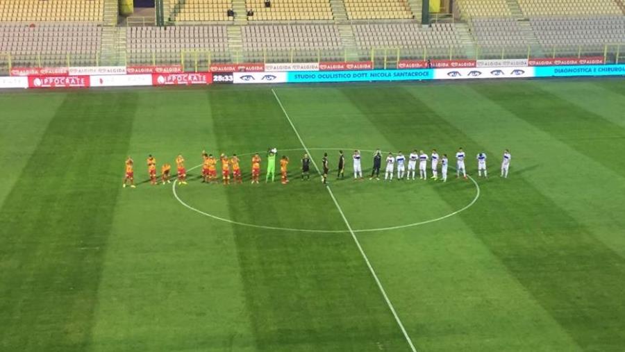 images Catanzaro vs Paganese : 1-0 finale. Verna decide un match molto difficile