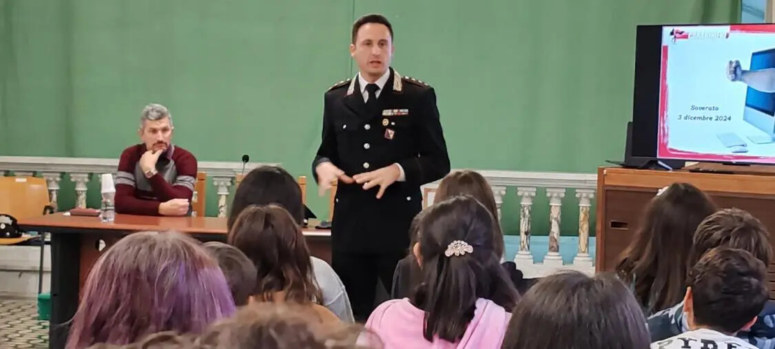 images Soverato dice no al bullismo: i carabinieri incontrano gli studenti dell’istituto “Don Bosco”