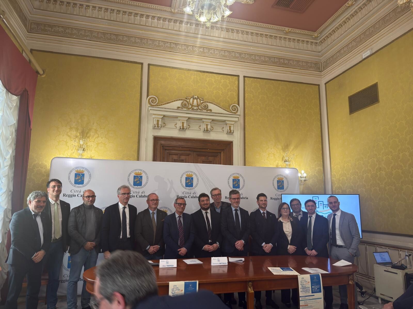 images Udicon firma il “Patto per il Commercio e lo Sviluppo Economico della Città di Reggio Calabria”
