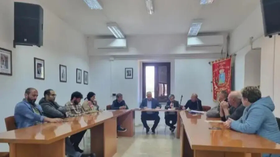 images Santa Caterina sullo Ionio, sì al bilancio: scongiurato l'aumento delle tasse 