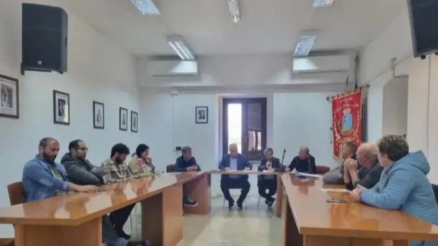 images Santa Caterina sullo Ionio, sì al bilancio: scongiurato l'aumento delle tasse 