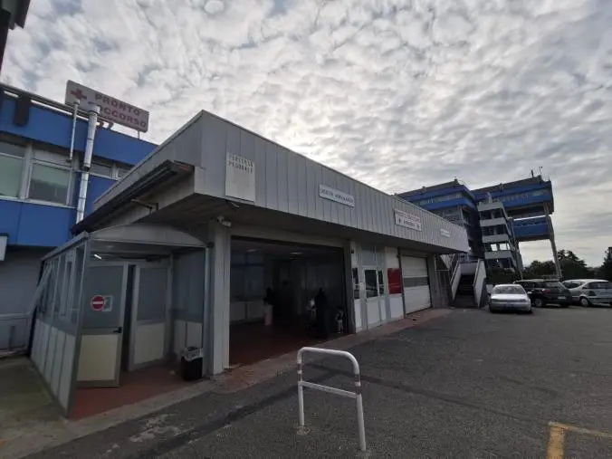 Lamezia, grave aggressione al primario del Pronto Soccorso
 images Lamezia, grave aggressione al primario del Pronto Soccorso