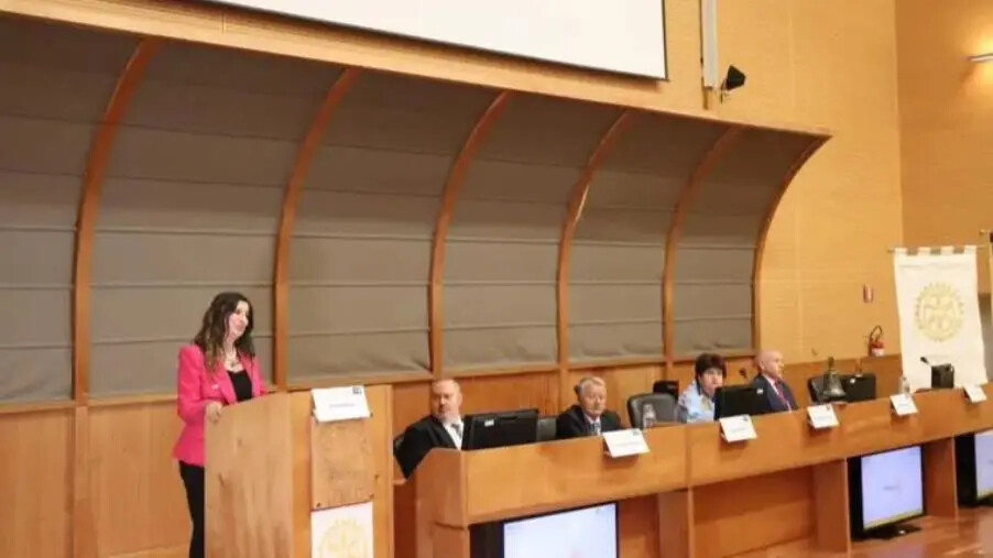 images "L’IA al servizio dell’uomo, non il contrario", a Catanzaro il Forum Azione per i Giovani del Distretto Rotary 2102