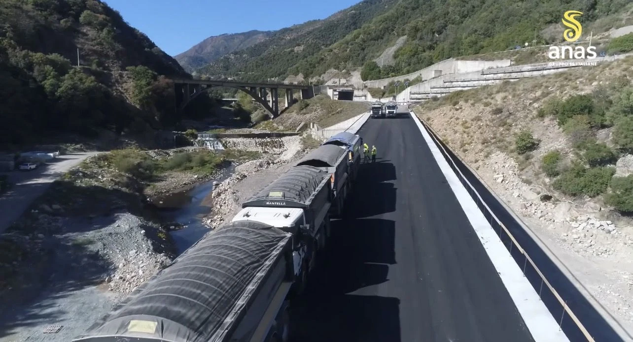 Longobucco (Cs), prove di carico sul viadotto Ortiano 2: si avvicina la riapertura al traffico della SS 177 dir