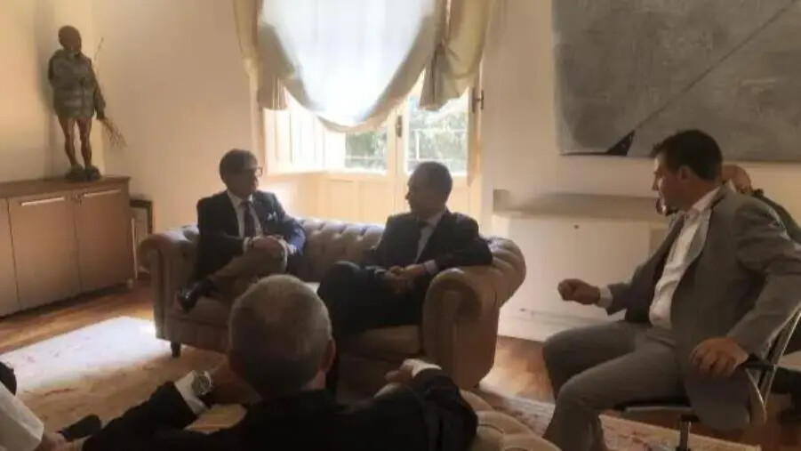 Catanzaro, il presidente della Camera di Commercio riceve il console onorario del Marocco images Catanzaro, il presidente della Camera di Commercio riceve il console onorario del Marocco