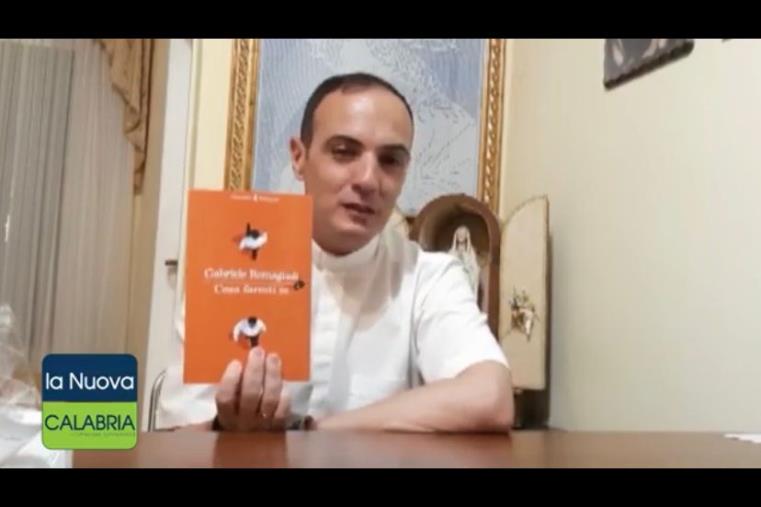 images Don Francesco Cristofaro presenta la prima edizione di "Un libro nel borgo" a Simeri Crichi

