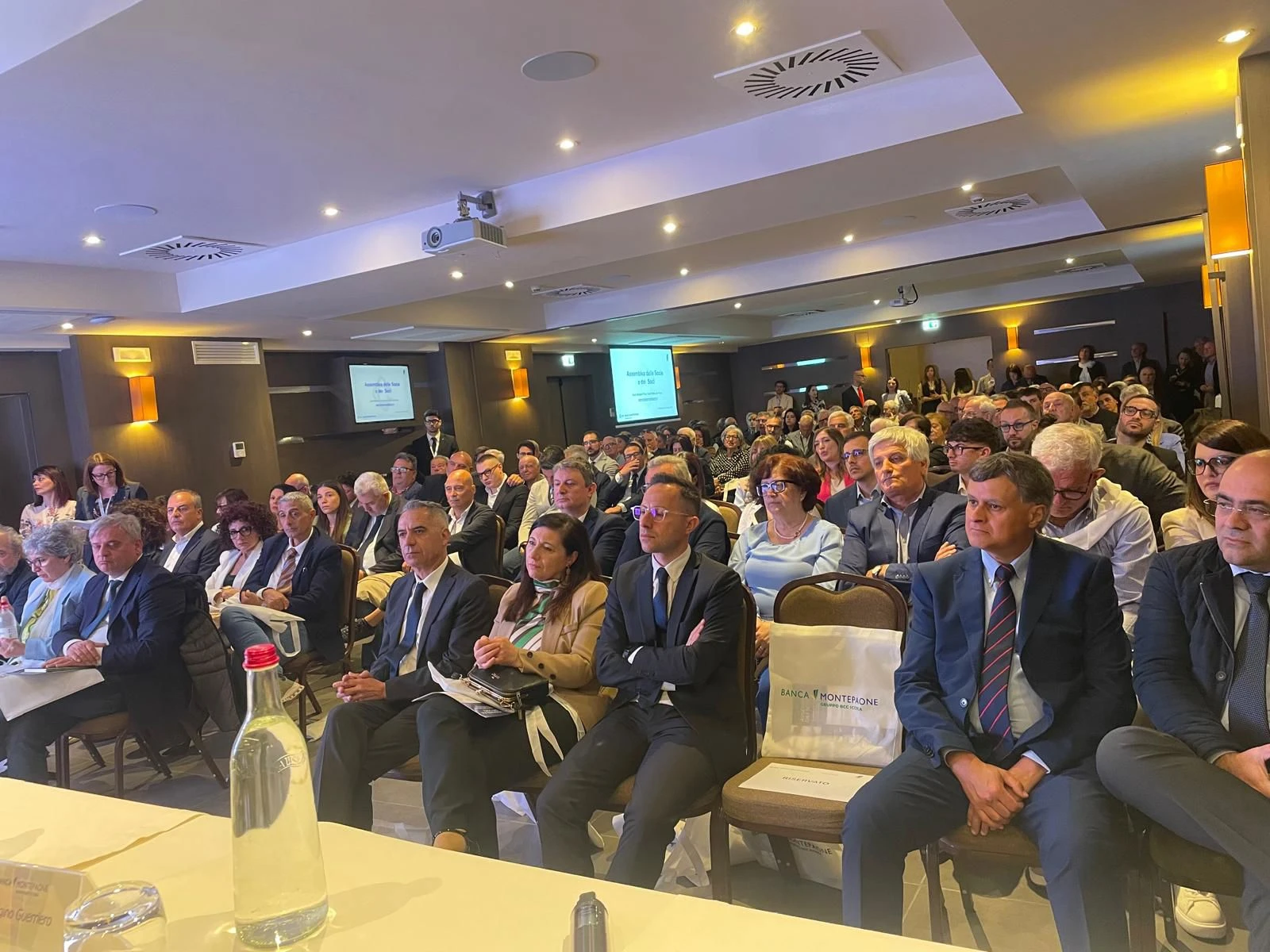 d163cc44-7893-4c03-a894-b03cbb177db2_assemblea-bcc-montepaone-.webp