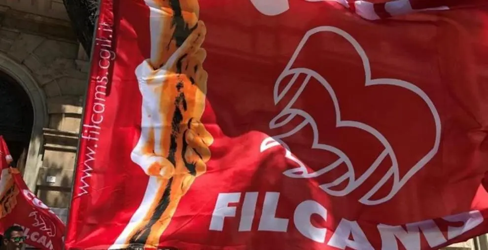 images Tre lavoratrici licenziate in un noto supermercato di Catanzaro, sindacato sul piede di guerra