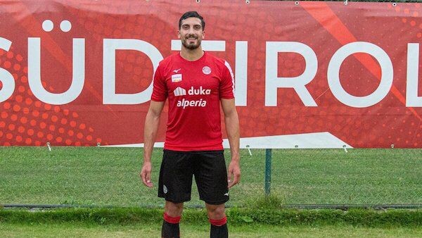 Calciomercato, Pecorino e Giovane i nuovi rinforzi del Catanzaro images Calciomercato, Pecorino e Giovane i nuovi rinforzi del Catanzaro