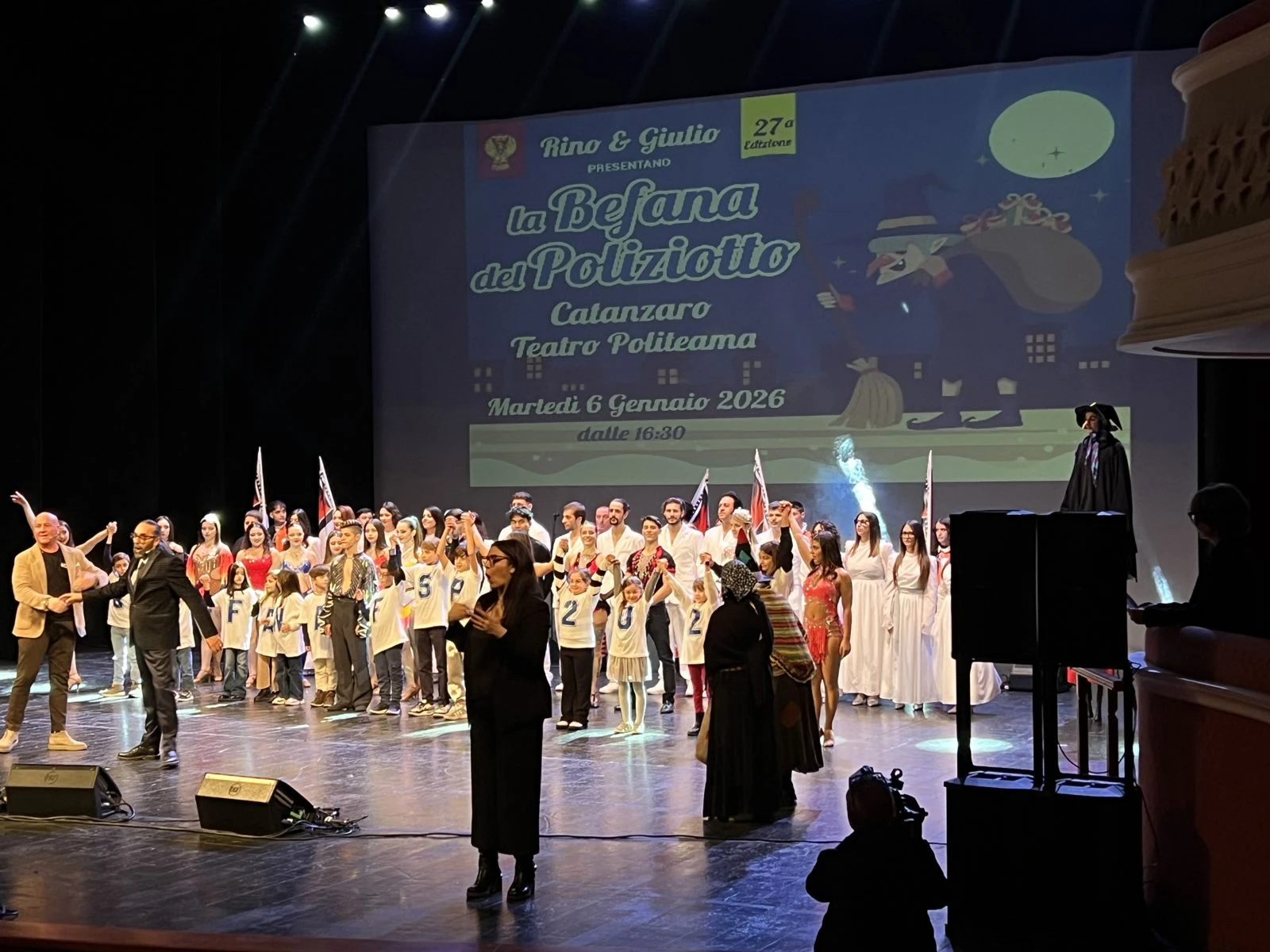 Catanzaro, la “Befana del Poliziotto” chiude le feste: tra sorrisi, memoria e partecipazione