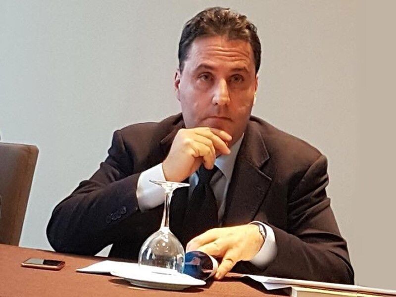 images A Paola lidi a ridosso dei binari, Granata: "La Procura sequestri le strutture irregolari sul Tirreno cosentino"