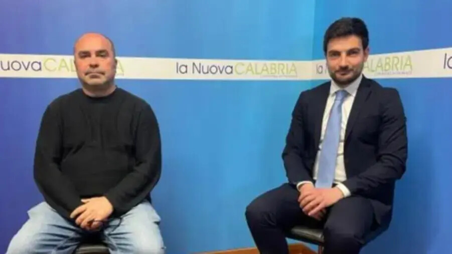 Catanzaro capitale, ecco le immagini di come verrà lo stadio Ceravolo (SEGUI LA DIRETTA) images Catanzaro capitale, ecco le immagini di come verrà lo stadio Ceravolo (SEGUI LA DIRETTA)