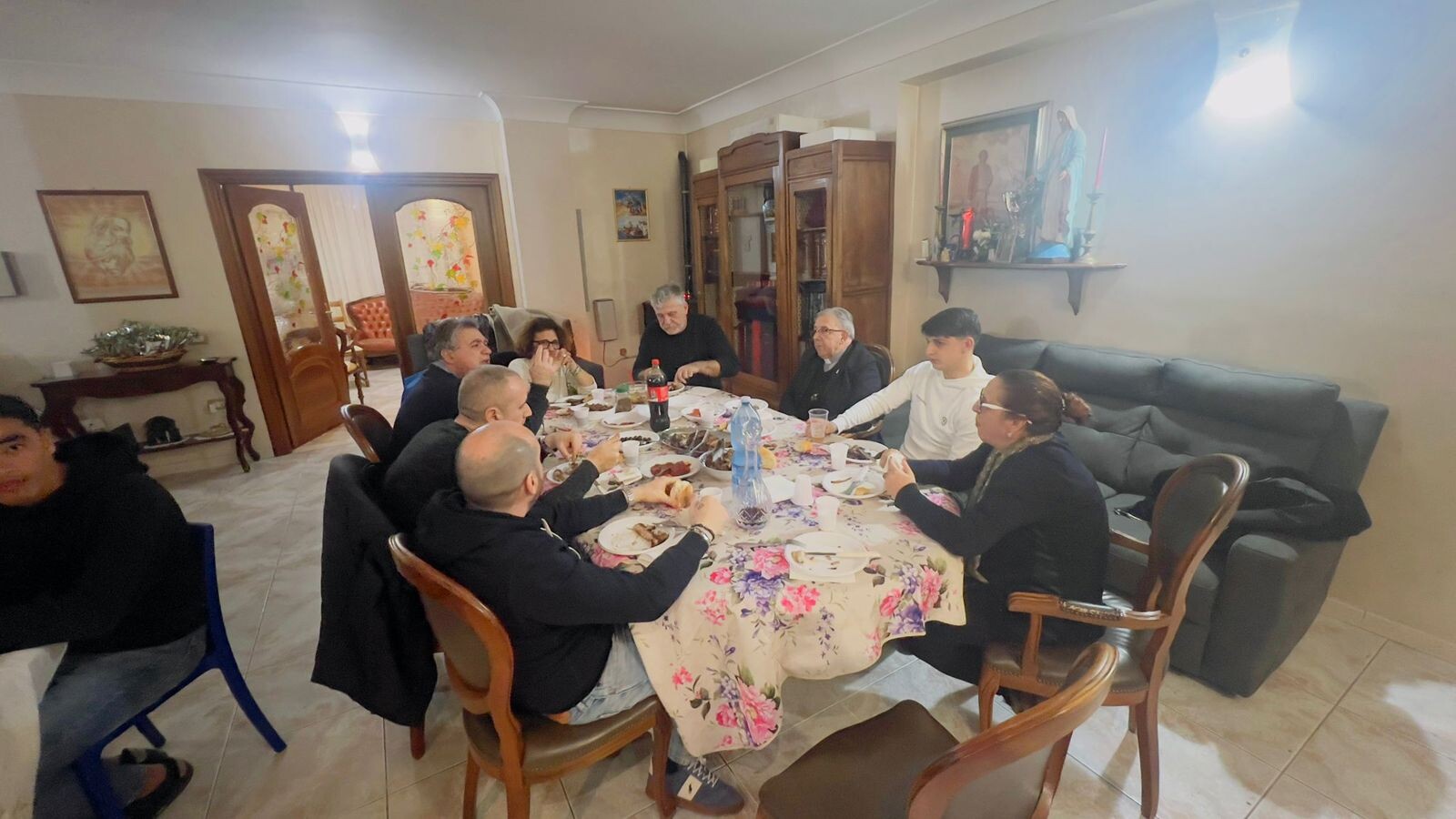 images A Botricello musulmani fanno i chierichetti alla mia Messa e festeggiano la fine del Ramadan 