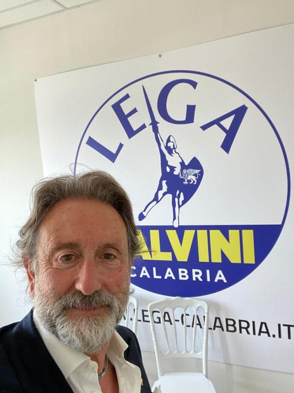 Sanità. D’Alessandro (Lega): “A Vibo ambulanze ed ecografi a noleggio: una vergogna” images Sanità. D’Alessandro (Lega): “A Vibo ambulanze ed ecografi a noleggio: una vergogna”