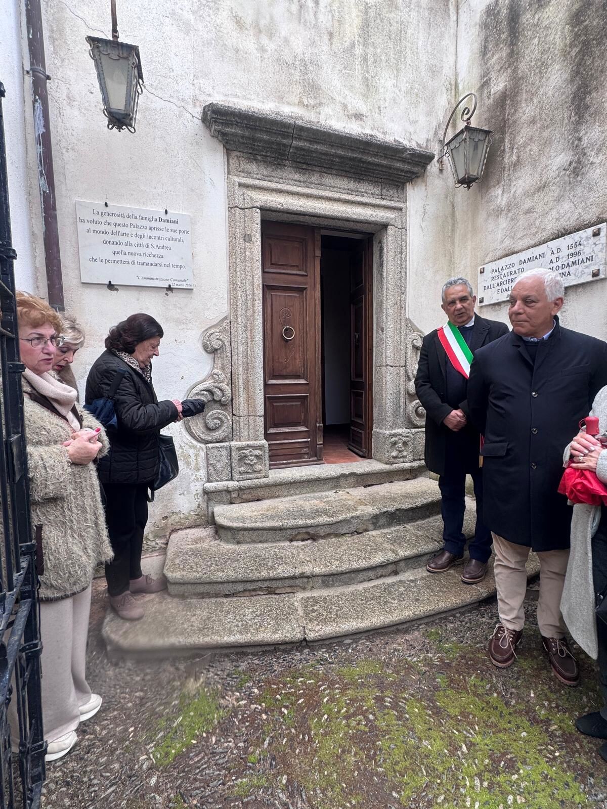 images S. Andrea Apostolo dello Jonio, Palazzo Damiani, "profumerà" di fruibilità  &nbsp; &nbsp; &nbsp; &nbsp; &nbsp;