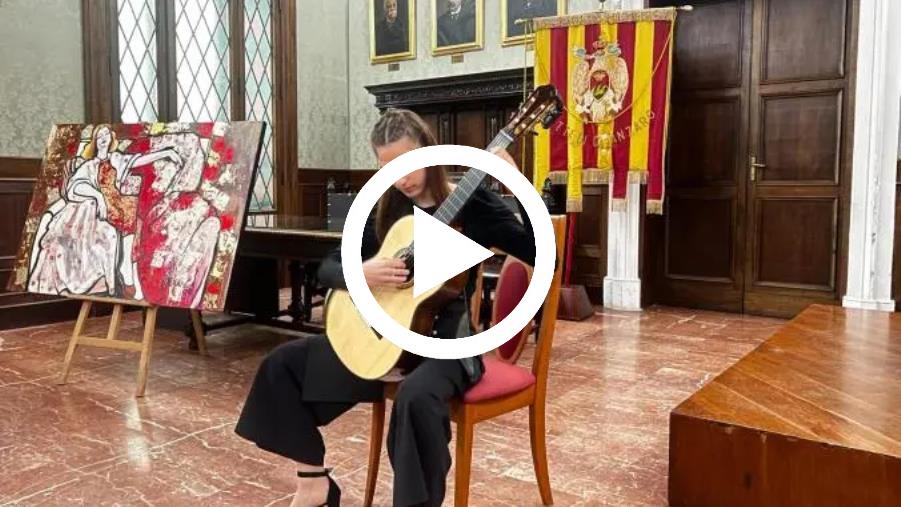 images Catanzaro, pomeriggio d'arte con il "Recital di Chitarra"