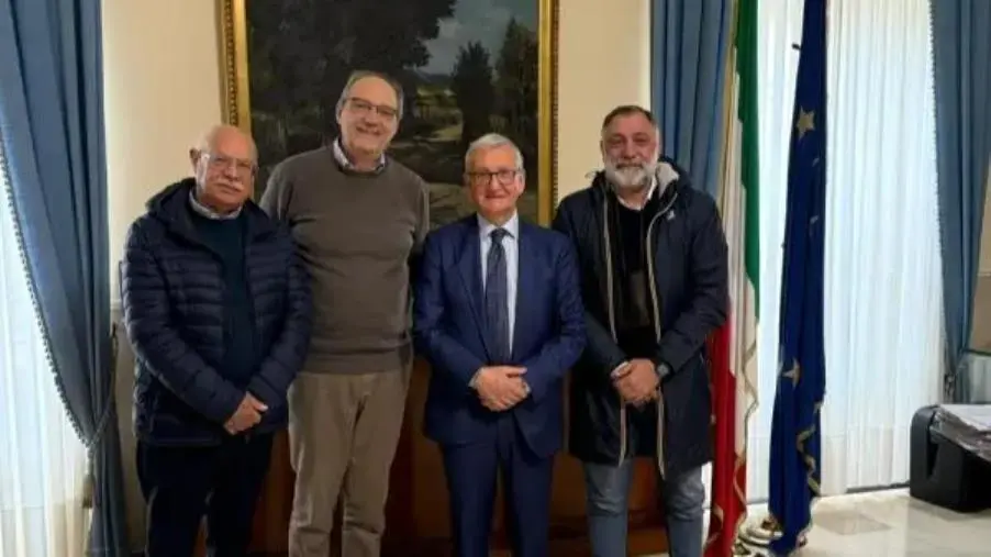 images Una delegazione del "Forum Terzo Settore Catanzaro Soverato" in visita dal Prefetto Castrese De Rosa