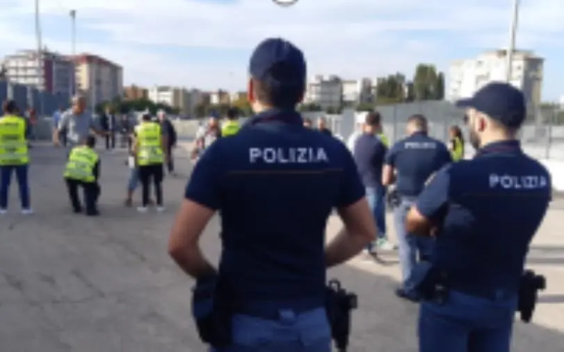 images Aggressione ai calciatori del Crotone, 6 tifosi colpiti da D.A.SPO 