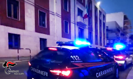 images Reggio, inseguimento nel cuore della notte: due arresti dopo una fuga pericolosa