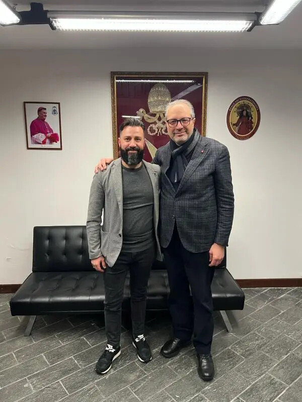 Donazione Farmaci alla Reale Arciconfraternita dei Santi Giovanni Battista di Catanzaro
images Donazione Farmaci alla Reale Arciconfraternita dei Santi Giovanni Battista di Catanzaro