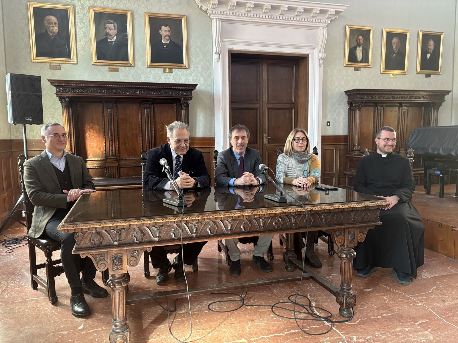 Al via a Catanzaro il festival dei cori con 200 artisti greci, atteso venerdì il leader del PASOK images Al via a Catanzaro il festival dei cori con 200 artisti greci, atteso venerdì il leader del PASOK