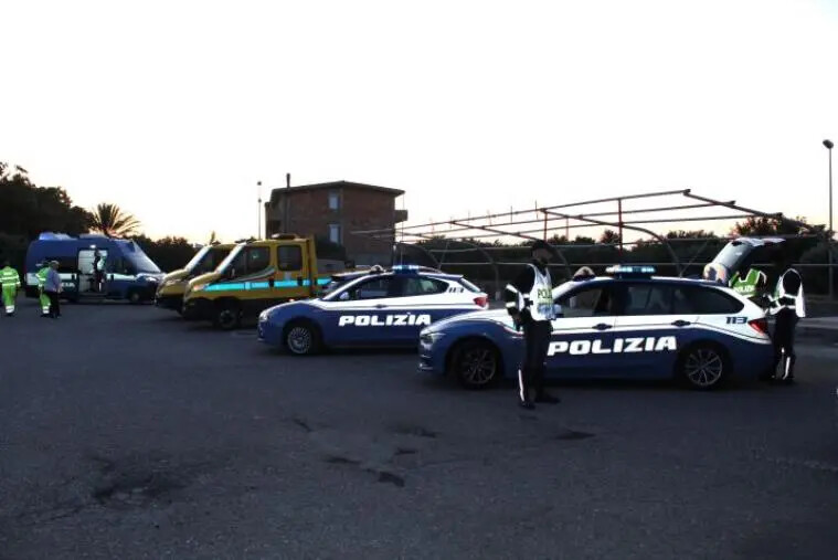 Catanzaro, la Polizia ha implementato le attività di prevenzione del fenomeno infortunistico sulle strade images Catanzaro, la Polizia ha implementato le attività di prevenzione del fenomeno infortunistico sulle strade