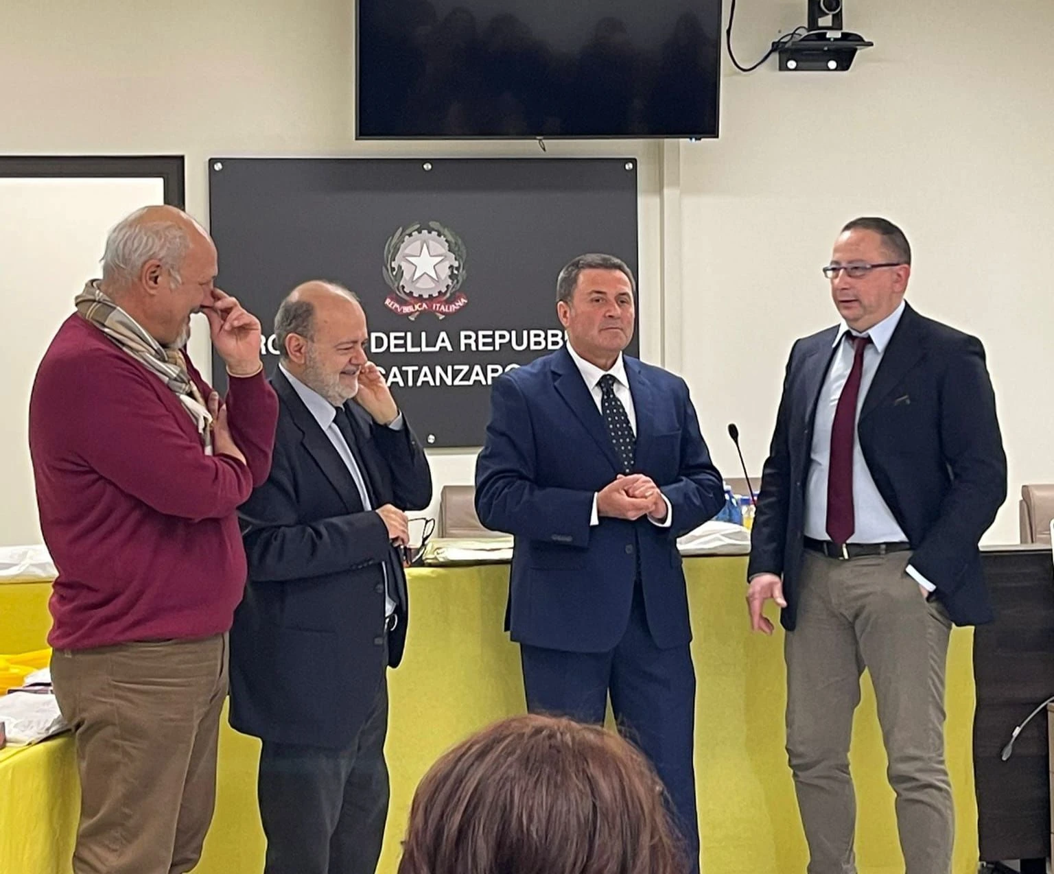 Catanzaro, il luogotenente della Finanza De Santis saluta la Procura dopo quasi 40 anni di servizio