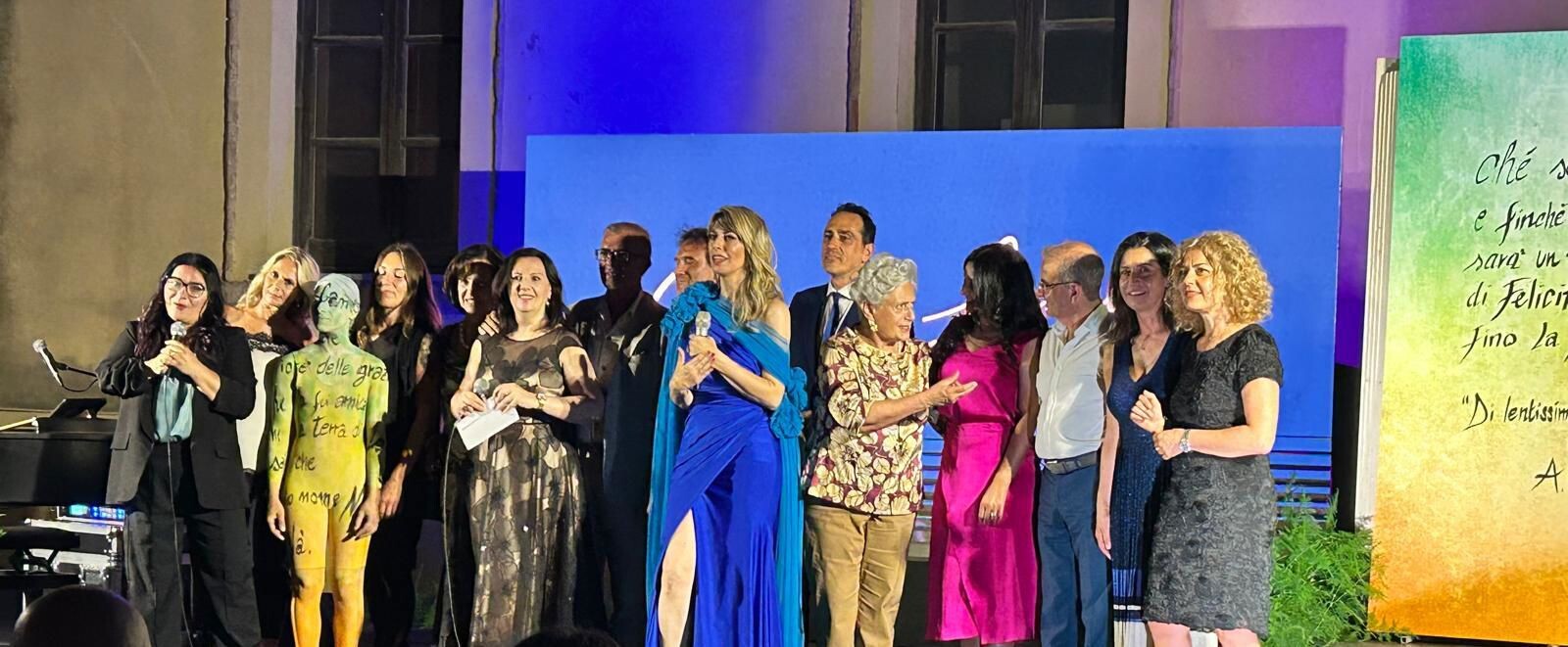 images Giugno Locrese, serata di gala nel segno di Nosside: Angela Caccia vince il concorso di poesia