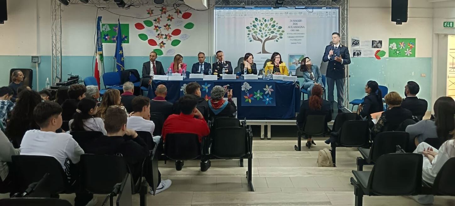 images “Il valore del ricordo e dell’esempio quotidiano”: il Comprensivo “Gatti Manzoni Augruso”  celebra la Giornata della Legalità 