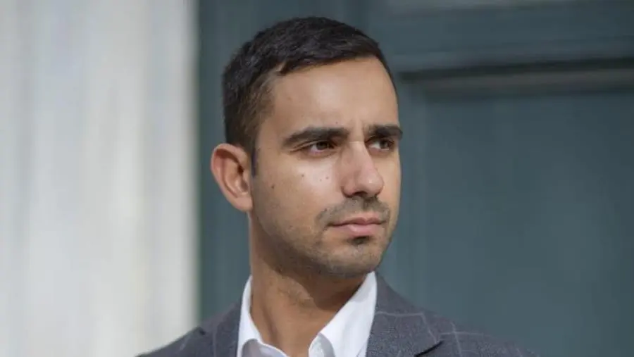 images Cosenza Calcio, Tavernise (M5S): "Guarascio sciolga le riserve sull'offerta del Gruppo Citrigno"