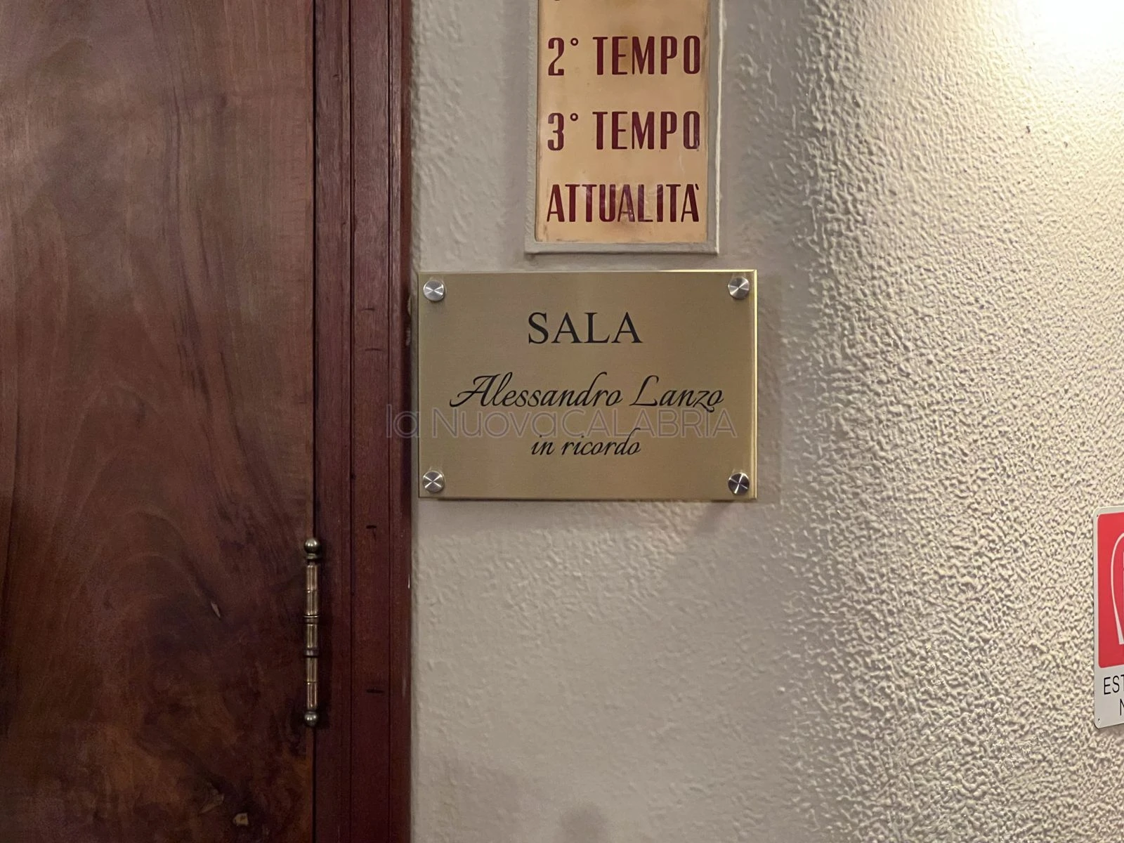 Catanzaro, il Supercinema intitola la sala platea ad Alessandro Lanzo: “Il suo sorriso resterà qui con noi”